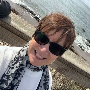 Meet your Posher, Cindy